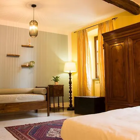 Oda ve Kahvaltı L'aromatario Neive