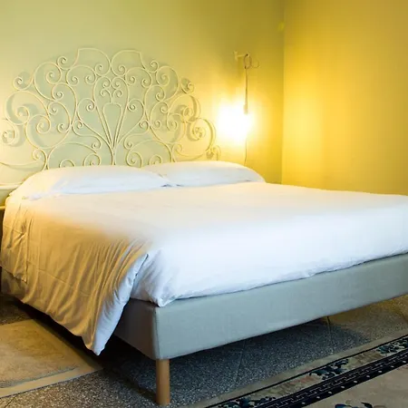 L'aromatario לינה וארוחת בוקר נייבה