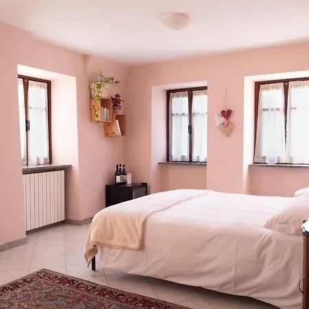 L'aromatario לינה וארוחת בוקר 4*