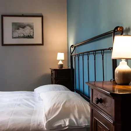 לינה וארוחת בוקר L'aromatario 4*