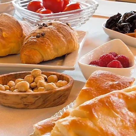 Bed and Breakfast L'aromatario Neive