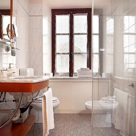 Bed & Breakfast L'aromatario 4*