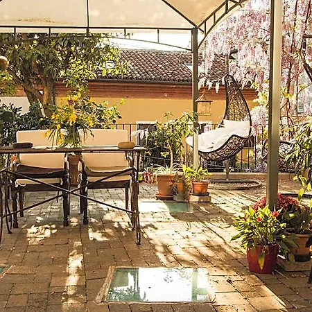 L'aromatario Bed & Breakfast 4*