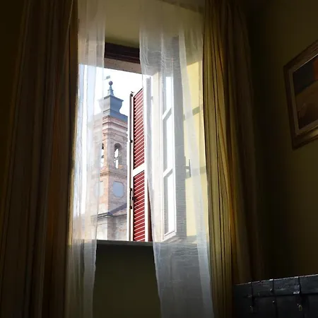 לינה וארוחת בוקר L'aromatario